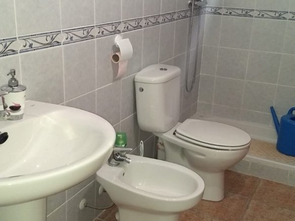 3 Bedroom 2 Bathroom Town House in Pinoso - Caza De Casa