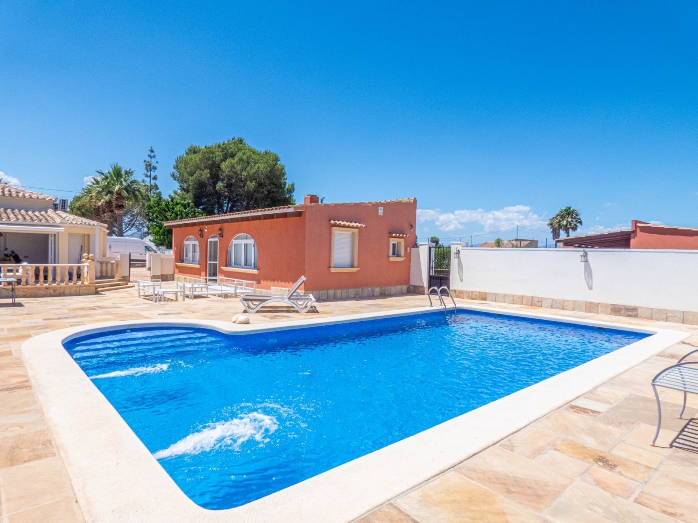 6 Bed 4 Bath Villa in Rojales - Caza De Casa