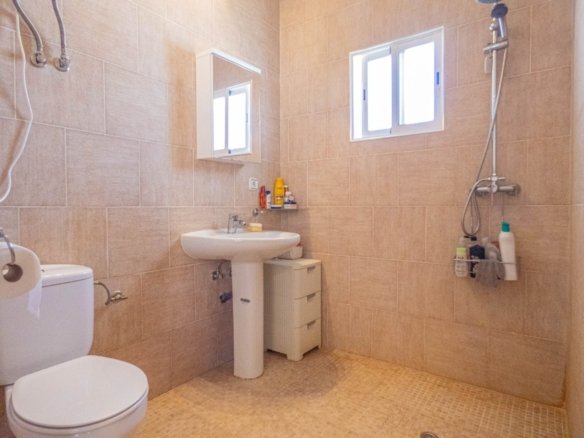 6 Bed 4 Bath Villa in Rojales - Caza De Casa