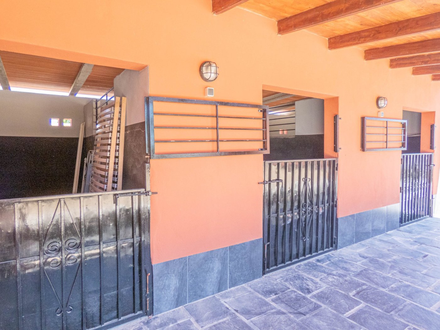 6 Bed 4 Bath Villa in Rojales - Caza De Casa
