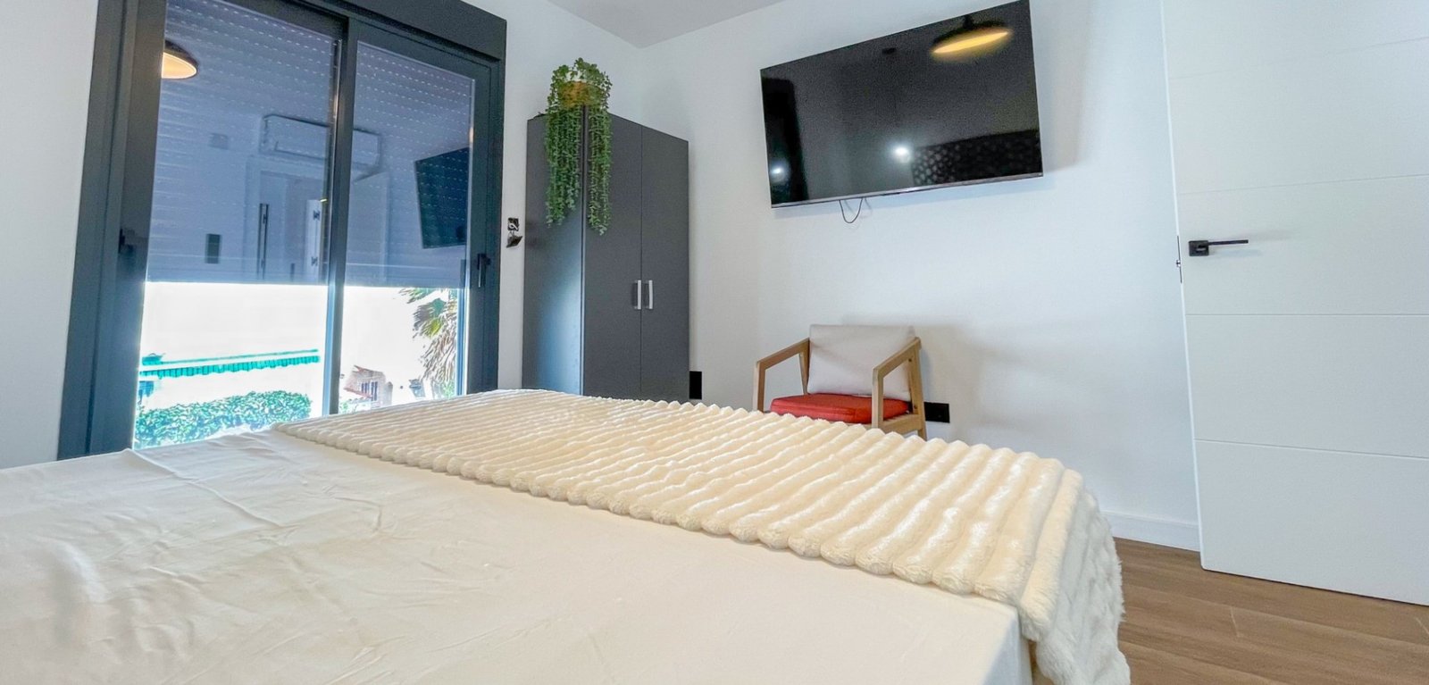 777425_xl 3 Bedroom 3 Bathroom Town House in Torrevieja - Caza De Casa