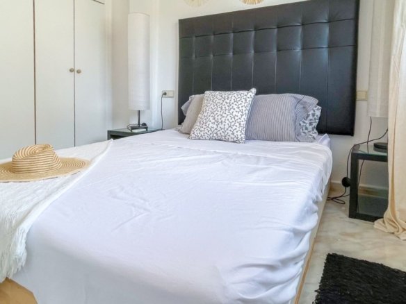 2 Bedroom 1 Bathroom Town House in Torrevieja - Caza De Casa