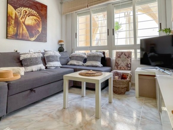 2 Bedroom 1 Bathroom Town House in Torrevieja - Caza De Casa