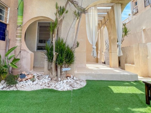2 Bedroom 1 Bathroom Town House in Torrevieja - Caza De Casa