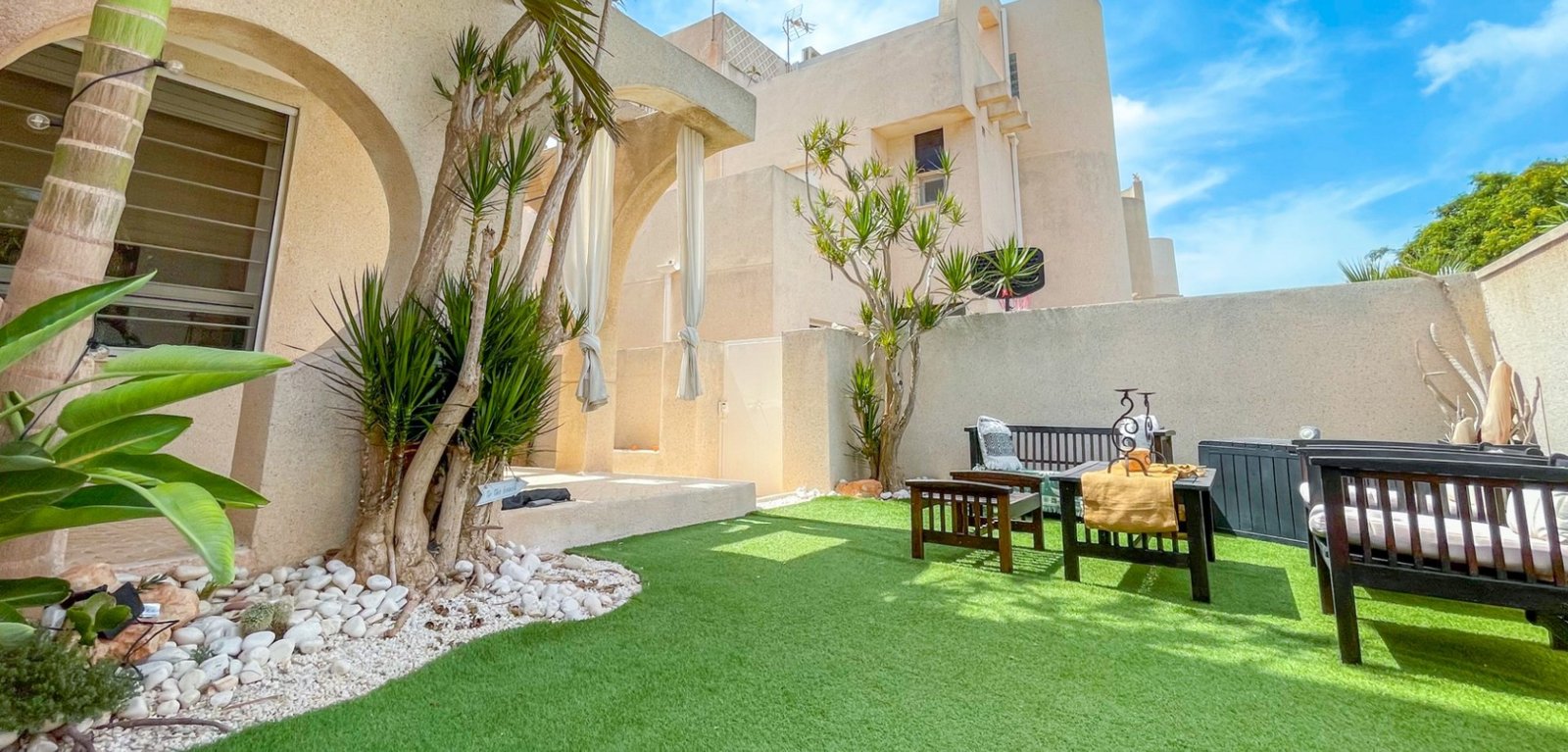 2 Bedroom 1 Bathroom Town House in Torrevieja - Caza De Casa