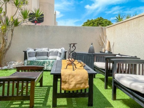 2 Bedroom 1 Bathroom Town House in Torrevieja - Caza De Casa