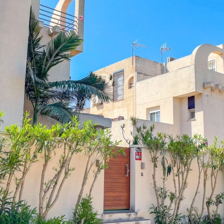 2 Bedroom 1 Bathroom Town House in Torrevieja - Caza De Casa