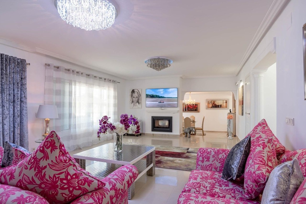 7799f6ef-e47b-4b16-b7d8-1a462bed82d7_xlarge 4 Bedroom 3 Bathroom Villa in San Miguel de Salinas - Caza De Casa