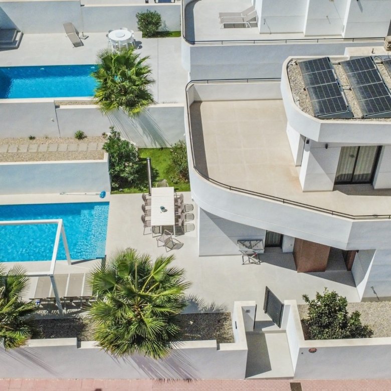 4 Bedroom 3 Bathroom Villa in Rojales - Caza De Casa