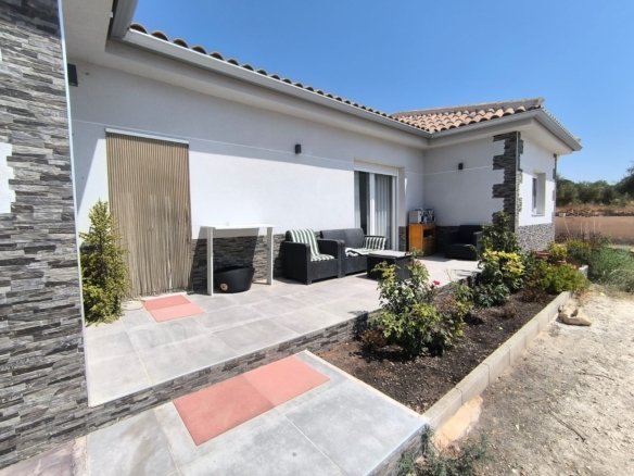 4 Bedroom 2 Bathroom Villa in Pinoso - Caza De Casa