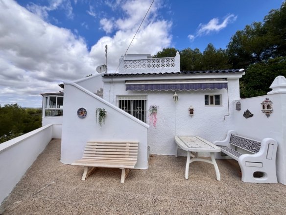 3 Bedroom 3 Bathroom Villa in Pinar de Campoverde - Caza De Casa
