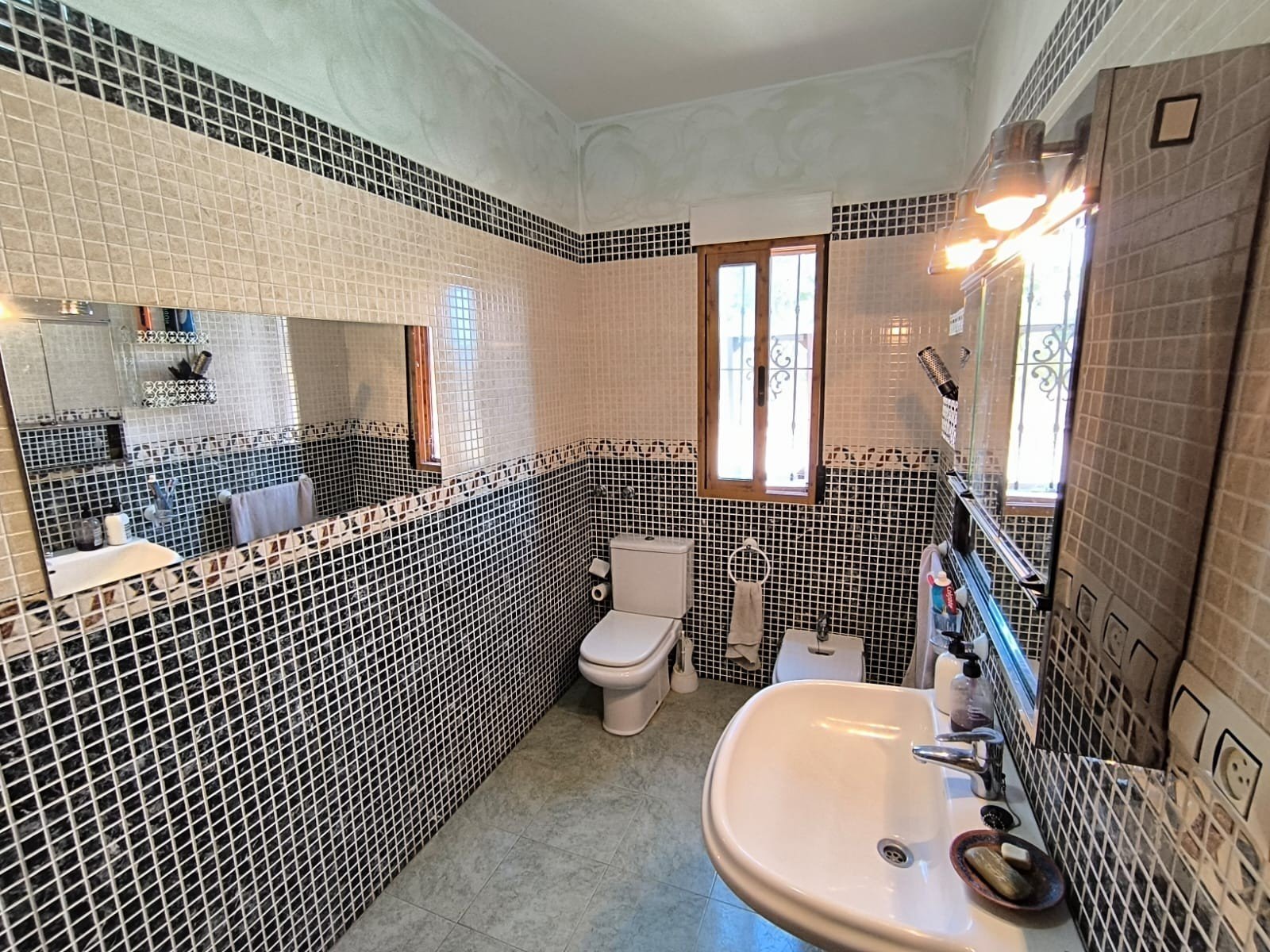 5 Bedroom 3 Bathroom Villa in Jumilla - Caza De Casa