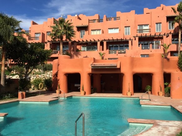 4 Bedroom 3 Bathroom Town House in Manilva - Caza De Casa