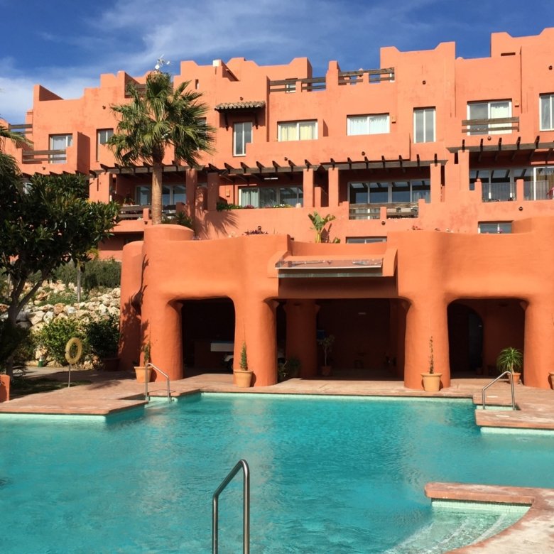 4 Bedroom 3 Bathroom Town House in Manilva - Caza De Casa
