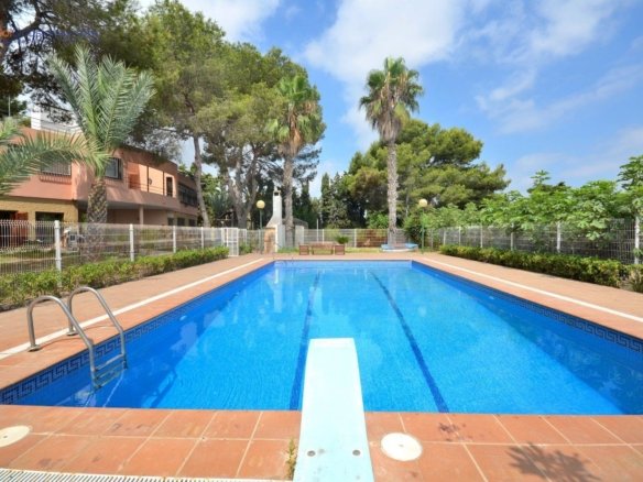 6 Bed 7 Bath Villa in Torrevieja - Caza De Casa