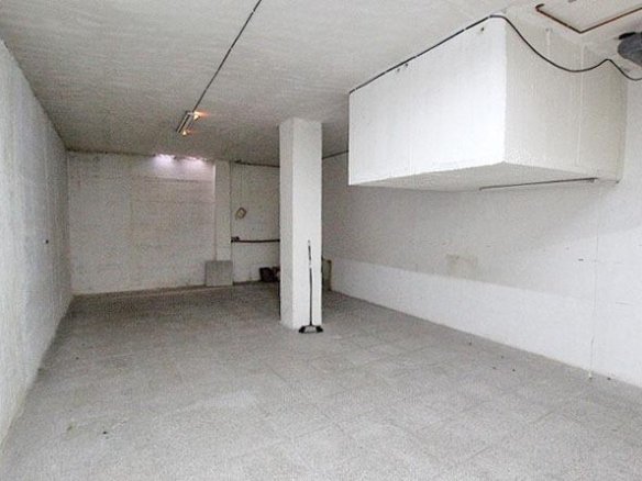 2 Bathroom Commercial in Guardamar del Segura - Caza De Casa