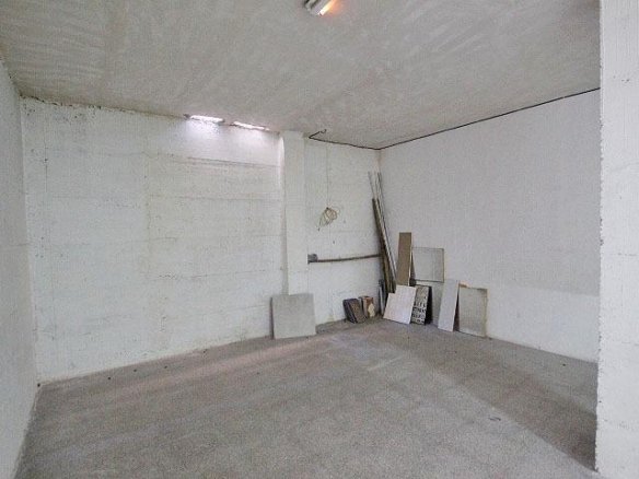 2 Bathroom Commercial in Guardamar del Segura - Caza De Casa