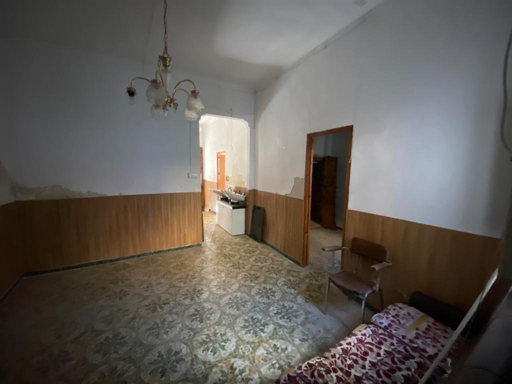3 Bedroom 1 Bathroom Town House in Redovan - Caza De Casa