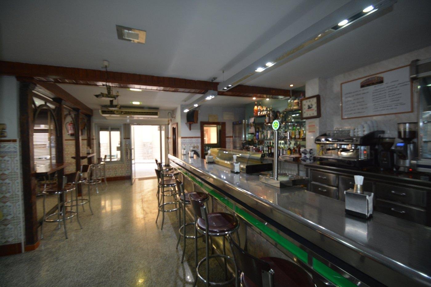 Commercial in Bigastro - Caza De Casa