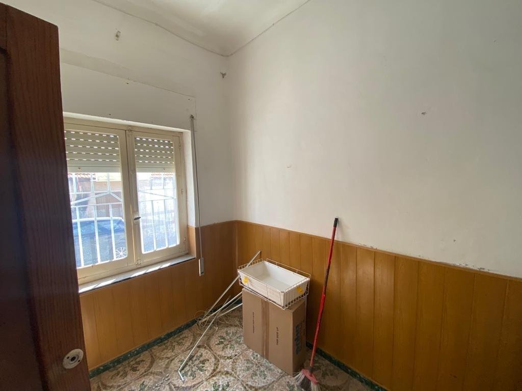 3 Bedroom 1 Bathroom Town House in Redovan - Caza De Casa