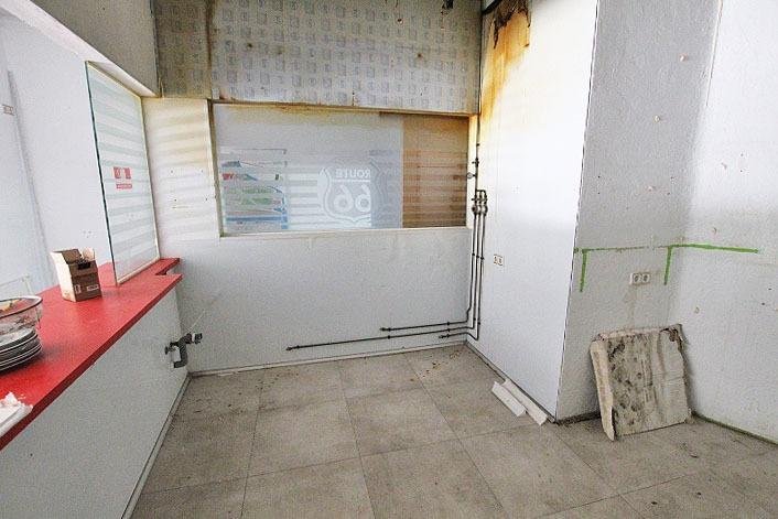 8-6 2 Bathroom Commercial in Guardamar del Segura - Caza De Casa