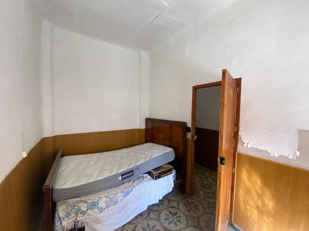 3 Bedroom 1 Bathroom Town House in Redovan - Caza De Casa