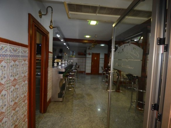 Commercial in Bigastro - Caza De Casa