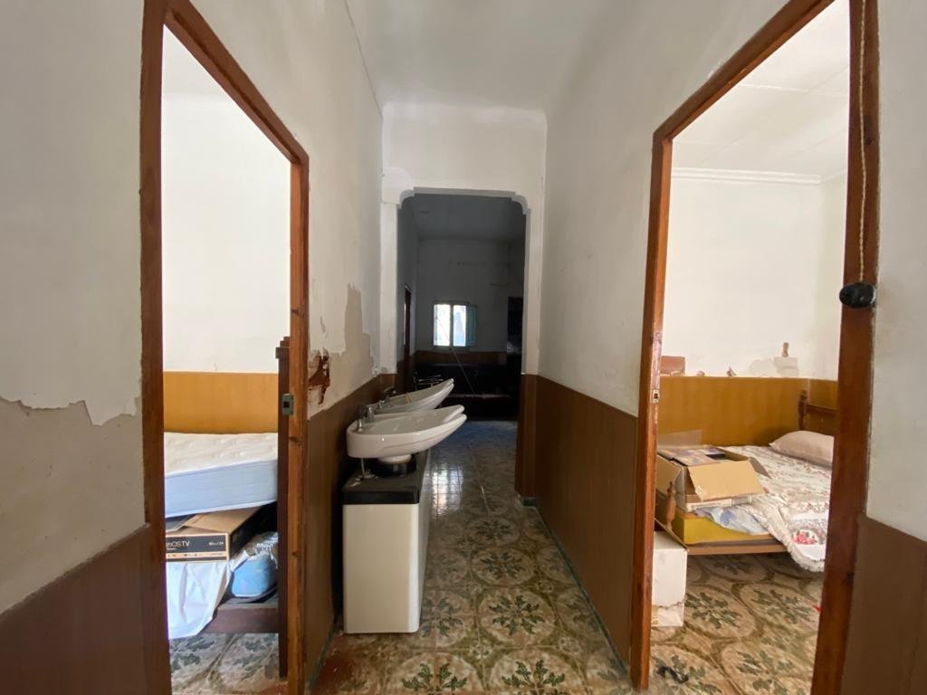 3 Bedroom 1 Bathroom Town House in Redovan - Caza De Casa