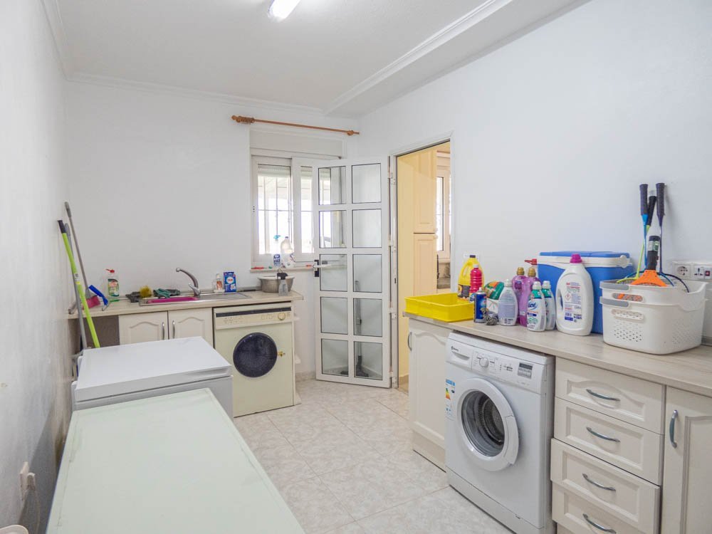 7 Bed 7 Bath Villa in San Miguel de Salinas - Caza De Casa