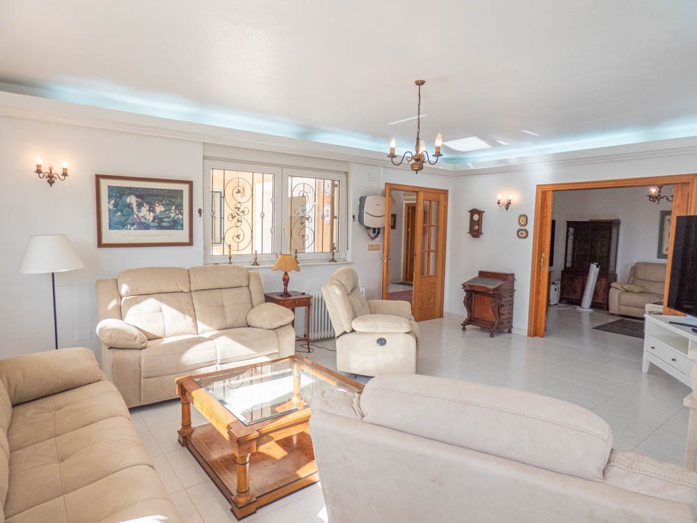 7 Bed 7 Bath Villa in San Miguel de Salinas - Caza De Casa