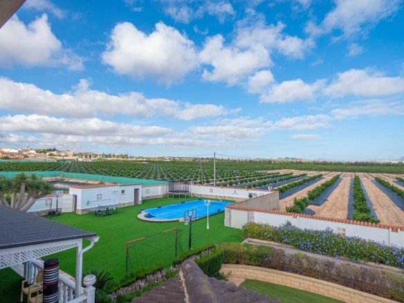 7 Bed 7 Bath Villa in San Miguel de Salinas - Caza De Casa