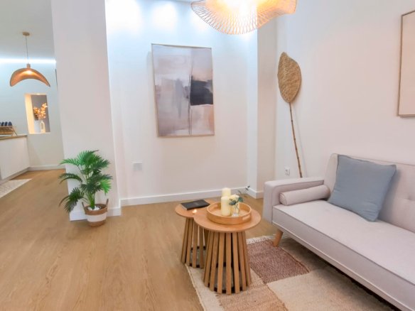 3 Bedroom 2 Bathroom Town House in Los Alcazares - Caza De Casa