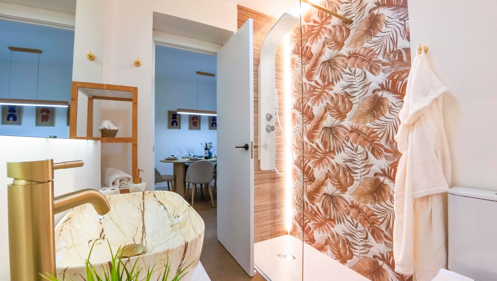 3 Bedroom 2 Bathroom Town House in Los Alcazares - Caza De Casa