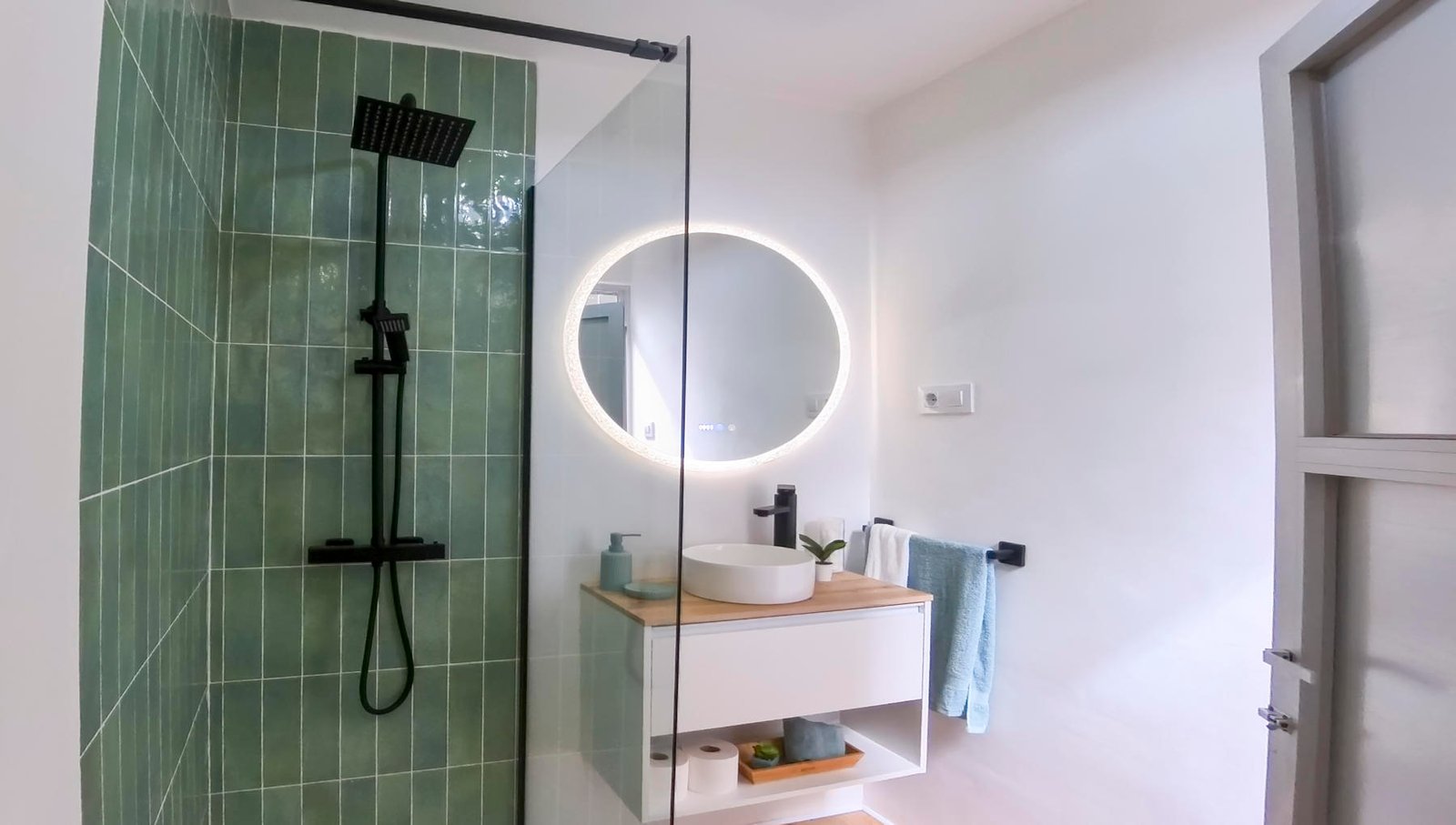 3 Bedroom 2 Bathroom Town House in Los Alcazares - Caza De Casa