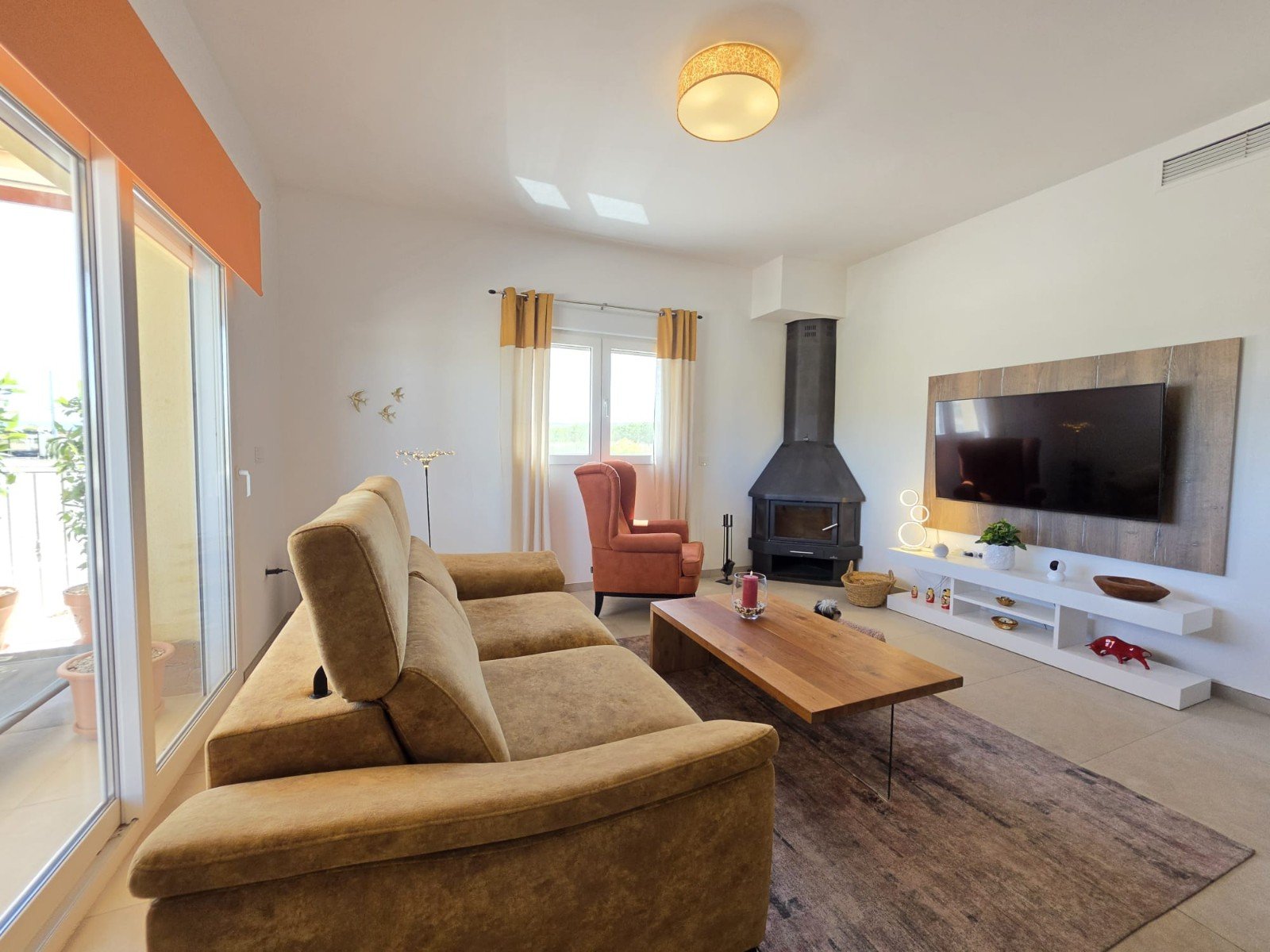 3 Bedroom 2 Bathroom Villa in Pinoso - Caza De Casa