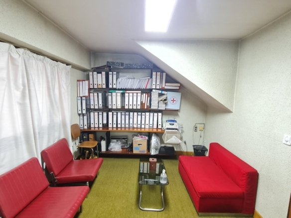 4 Bedroom 3 Bathroom Town House in Elda - Caza De Casa