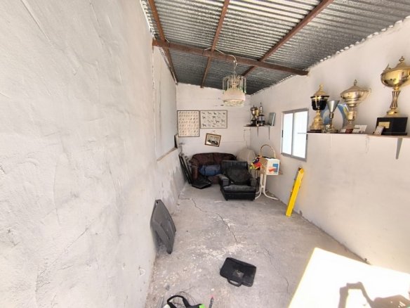 5 Bed 2 Bath Country House in Abaran - Caza De Casa