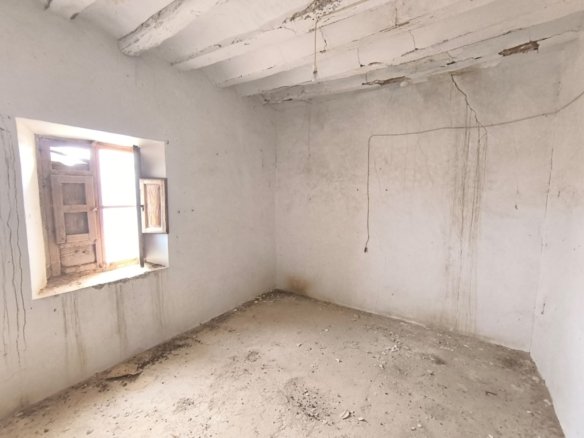 8 Bed Other in Las Encebras - Caza De Casa