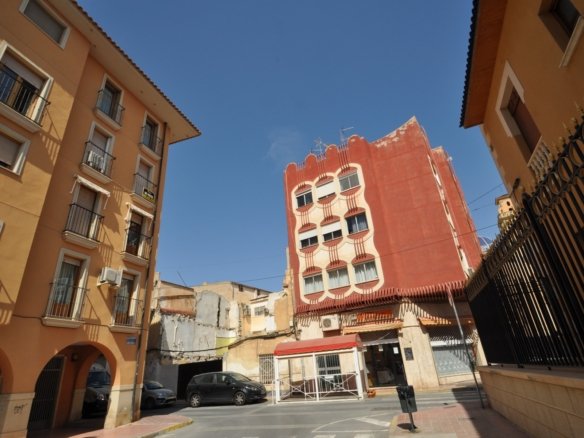 215 m² Land in Monóvar/Monóver - Caza De Casa