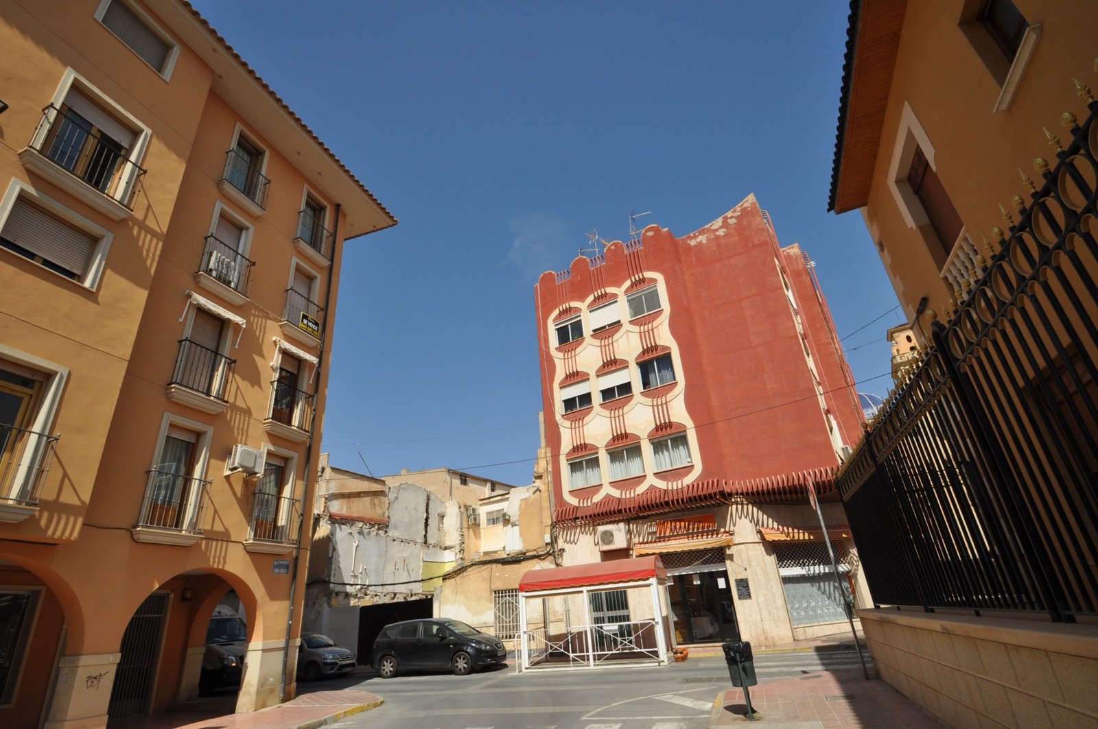 215 m² Land in Monóvar/Monóver - Caza De Casa