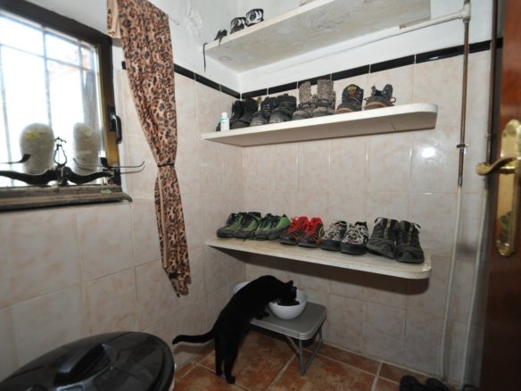 5 Bed 1 Bath Country House in Yecla - Caza De Casa