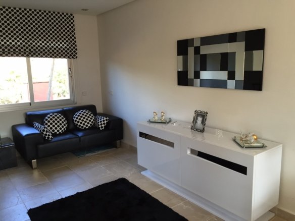 4 Bedroom 3 Bathroom Town House in Manilva - Caza De Casa