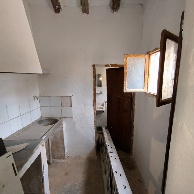 8 Bedroom 2 Bathroom Country House in Yecla - Caza De Casa