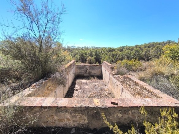 4 Bedroom 1 Bathroom Country House in Caudete - Caza De Casa