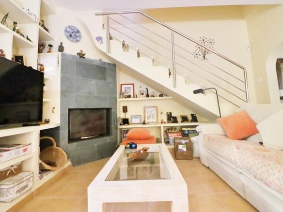 3 Bedroom 2 Bathroom Villa in Oliva - Caza De Casa