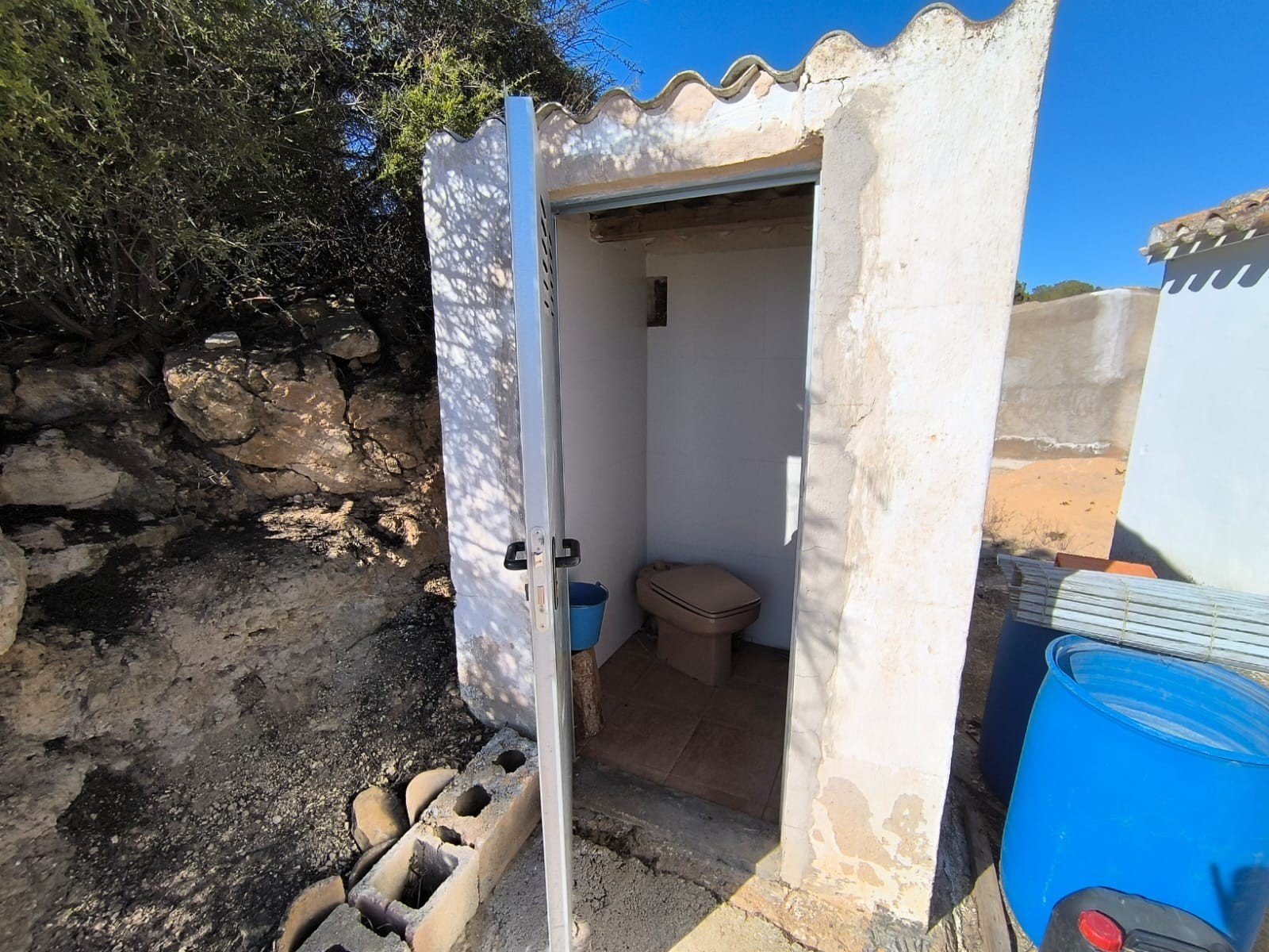 3 Bedroom 1 Bathroom Country House in Yecla - Caza De Casa
