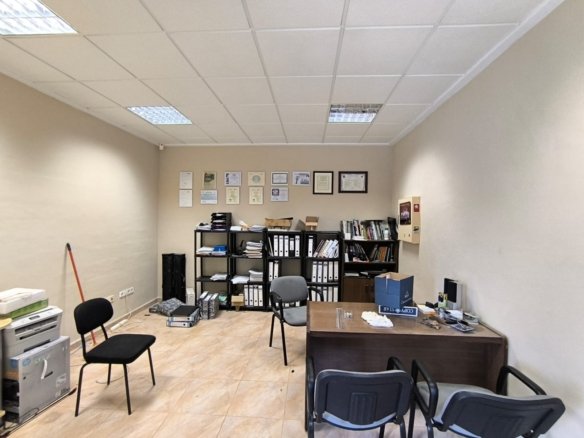 1 Bath Commercial in Aspe - Caza De Casa