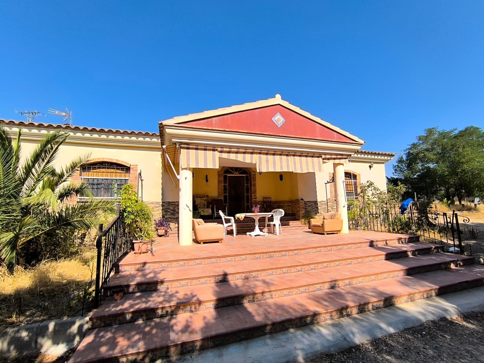 5 Bedroom 3 Bathroom Villa in Jumilla - Caza De Casa