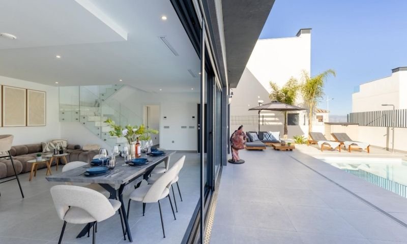 3 Bedroom 2 Bathroom Villa in Algorfa - Caza De Casa