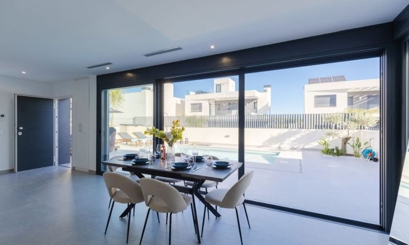 3 Bedroom 2 Bathroom Villa in Algorfa - Caza De Casa